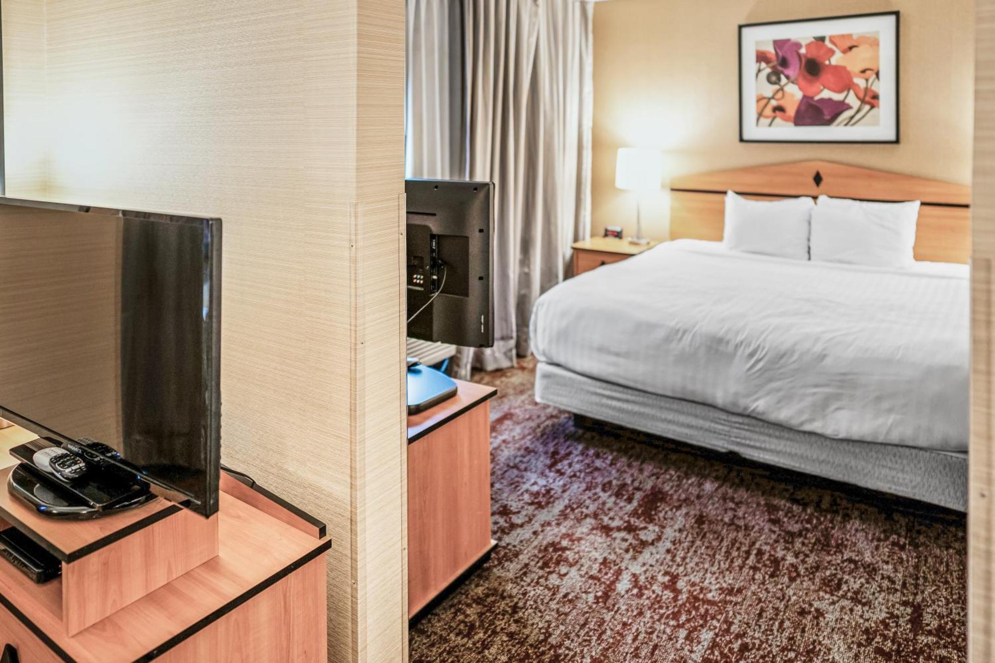 Crystal Inn Hotel & Suites - Midvalley Murray Eksteriør bilde